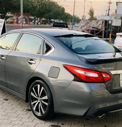 نیسان ئەلتیما